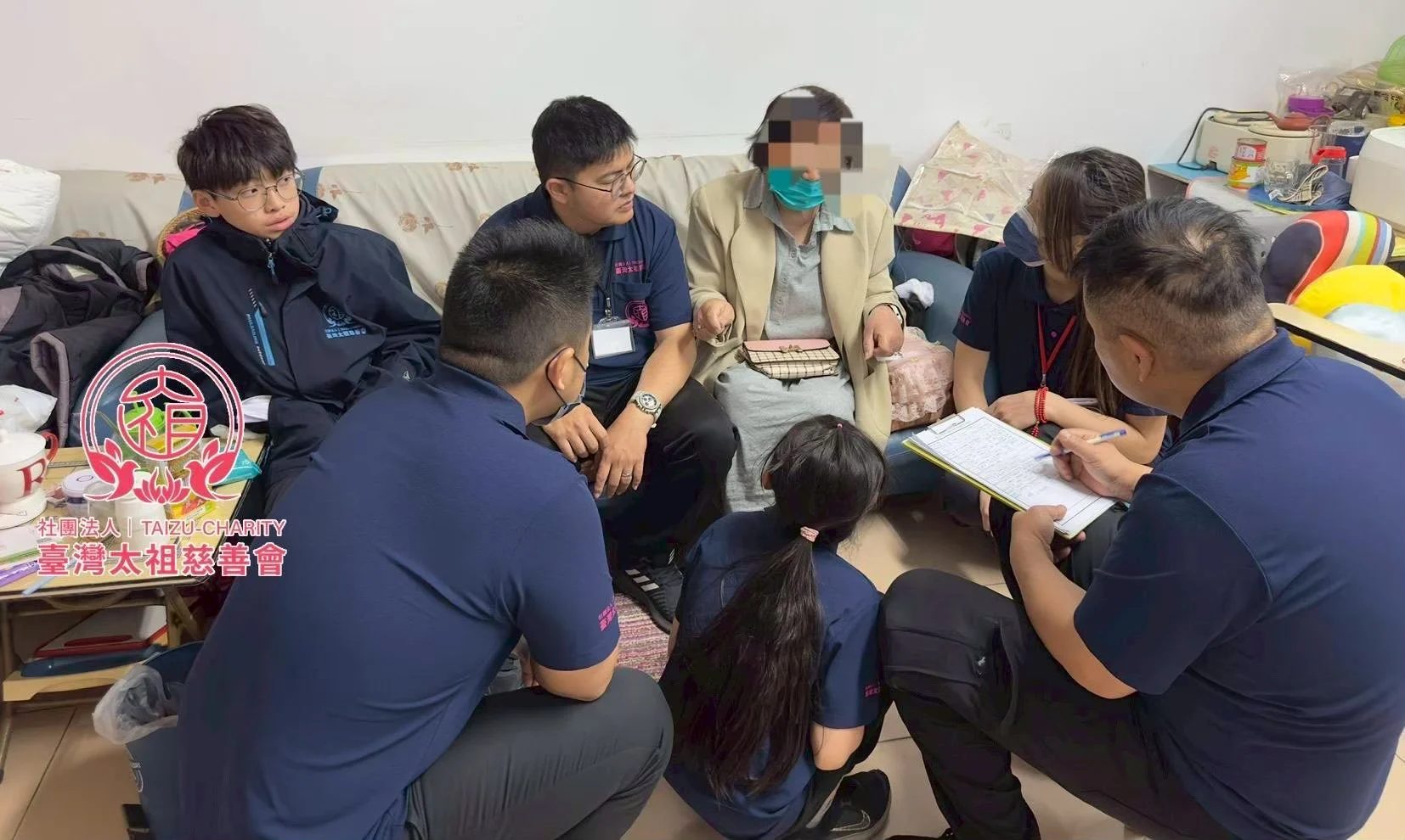 559160003 33065316409726118 2101458620652189893 N