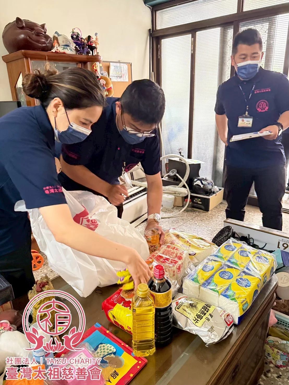 572005834 32898373909753703 1348382010454684097 N