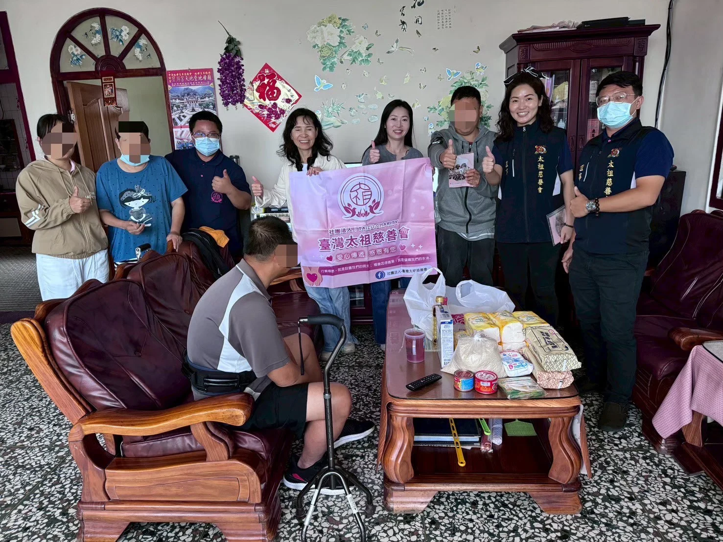 574112731 33081414944782931 7094258503232480774 N