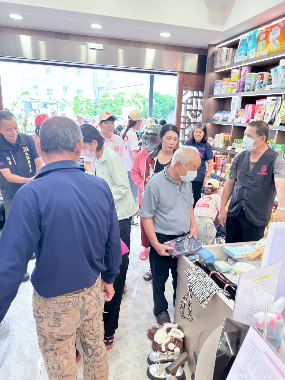 571046713 32917849231139504 9034715867428344763 N