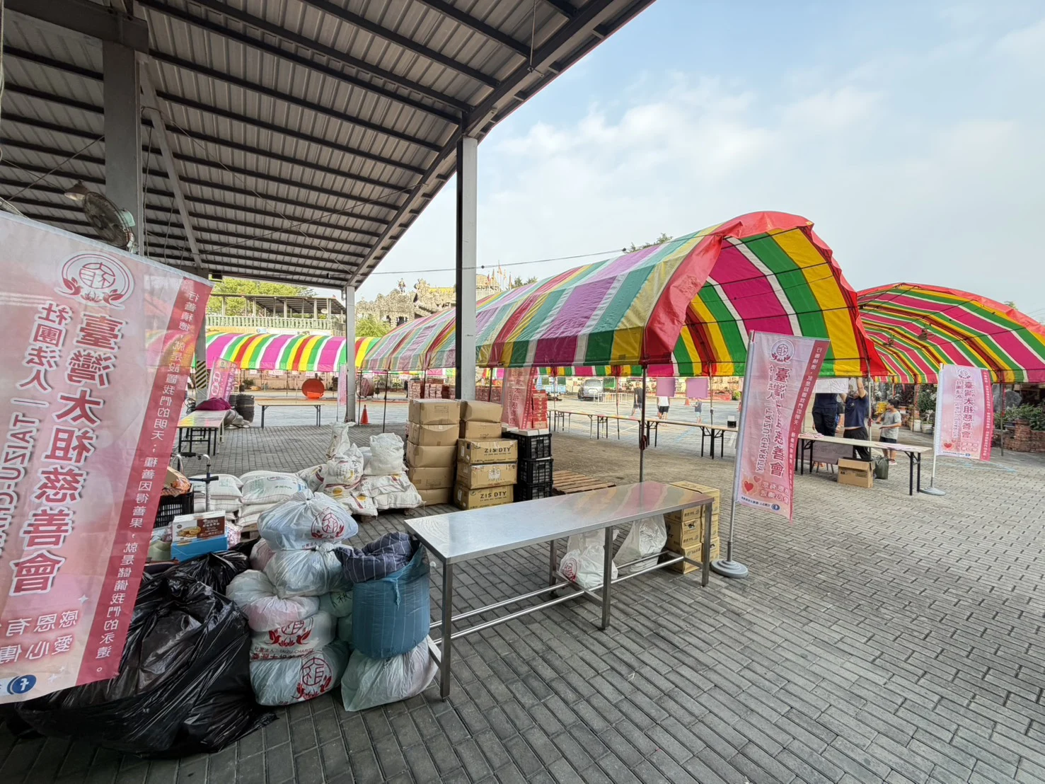 577816599 33165252523065839 6341450945488495683 N